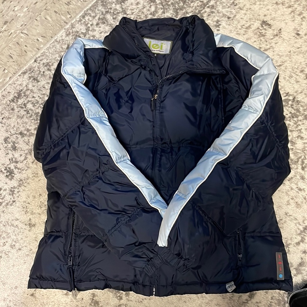 Vintage L.E.I Puffer